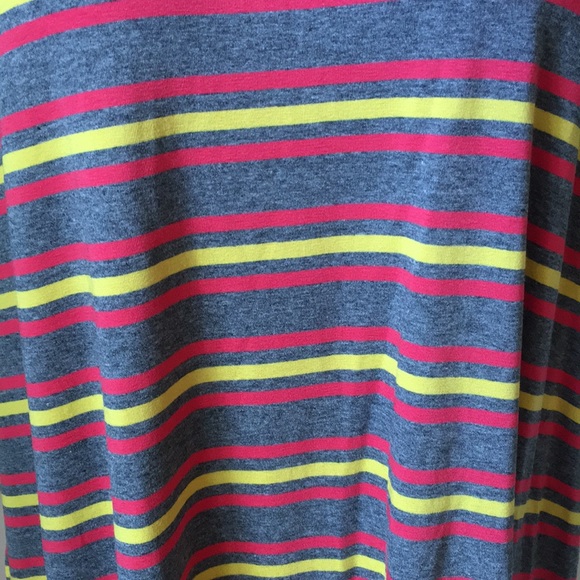 NWT! LuLaRoe Irma Tunic - Picture 3 of 4